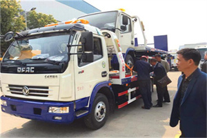 海淀区汽车道路救援拖车价格